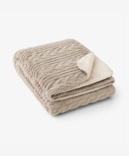 coperta in pile beige intrecciata