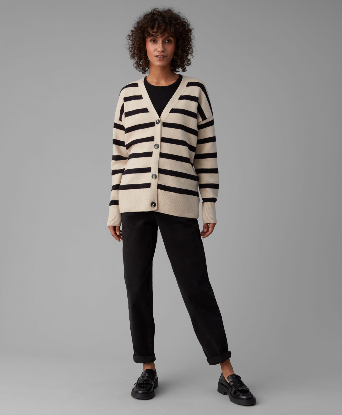 cardigan da donna con bottoni