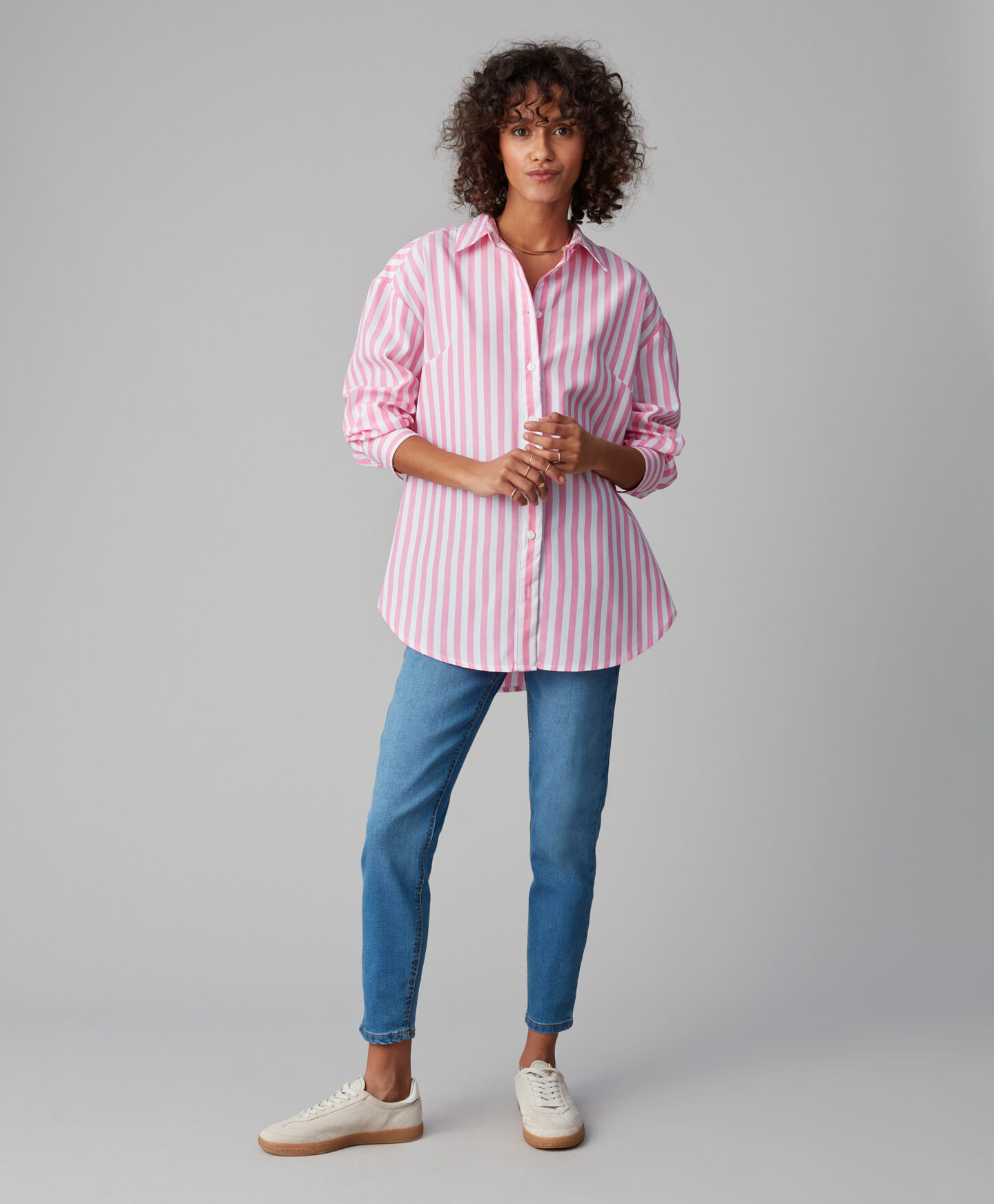 camicia a righe rosa da donna