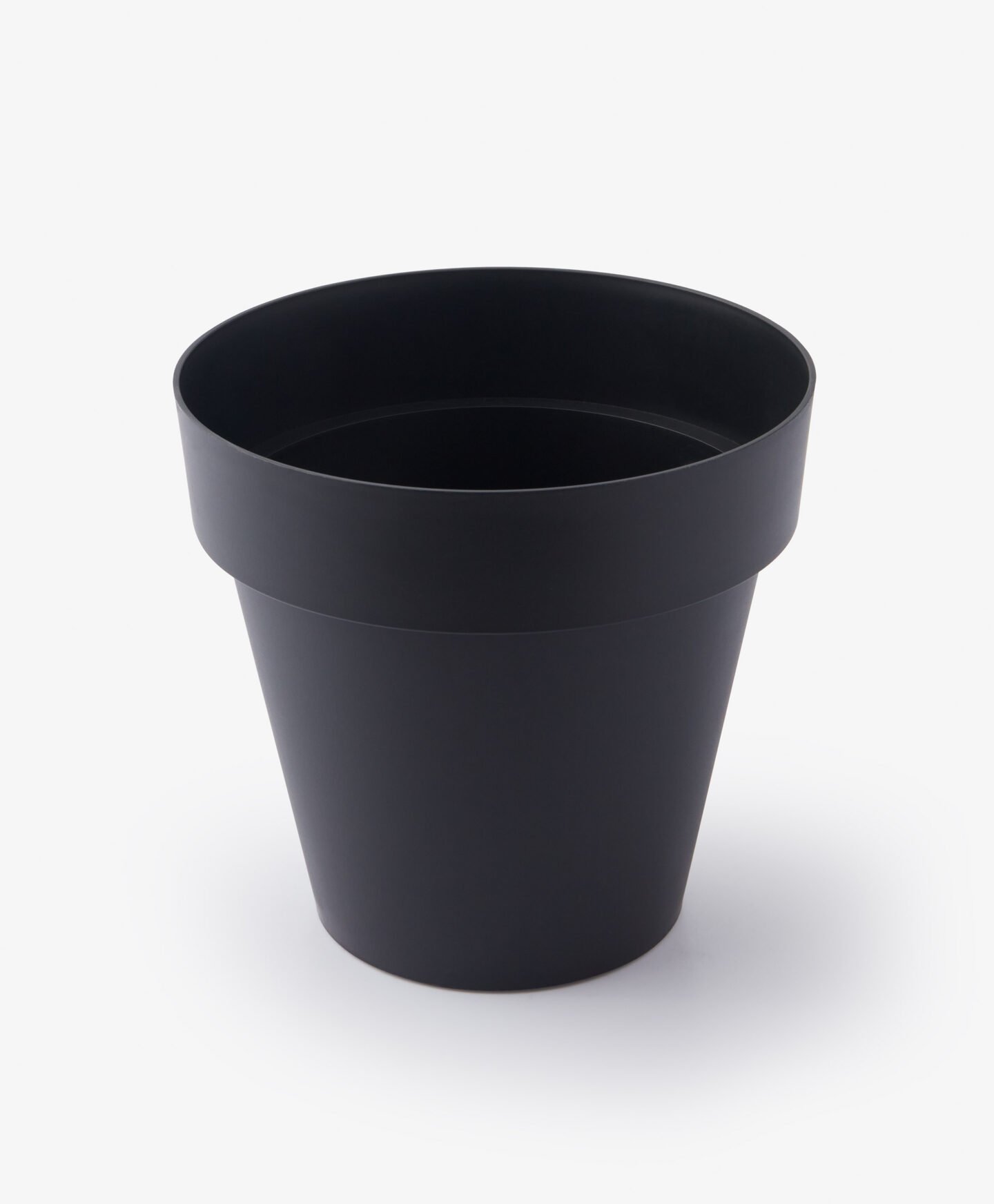 vaso per piante nero