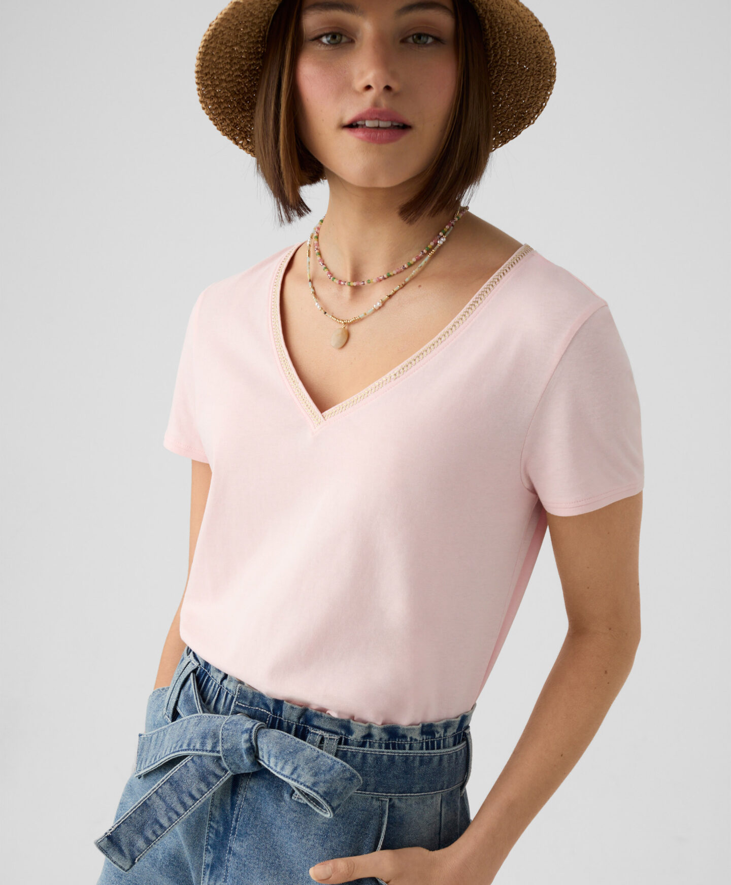 t-shirt rosa scollo a v da donna