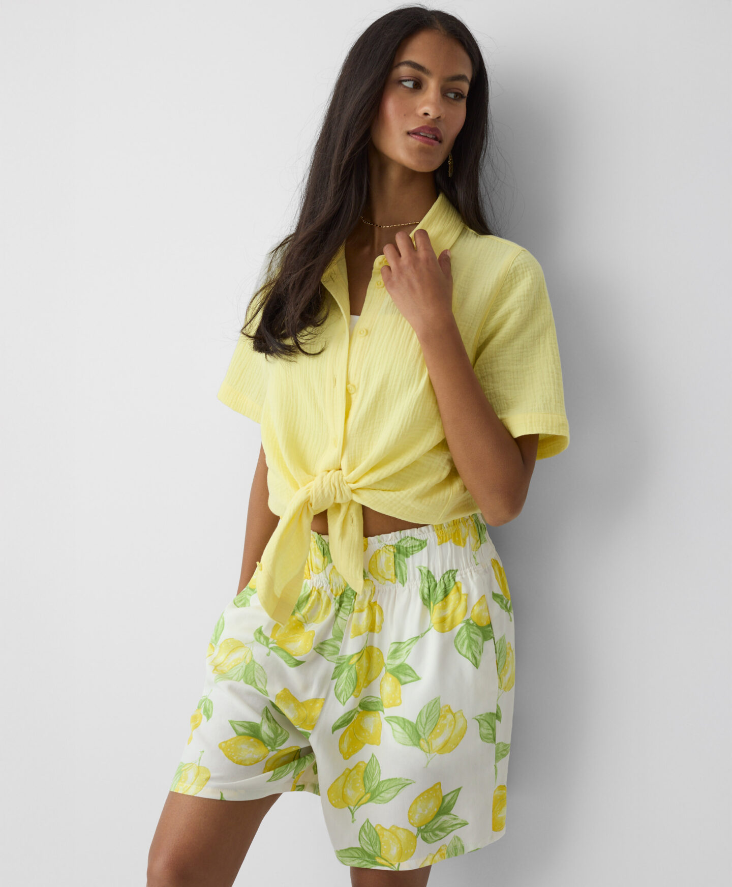 shorts da donna con limoni