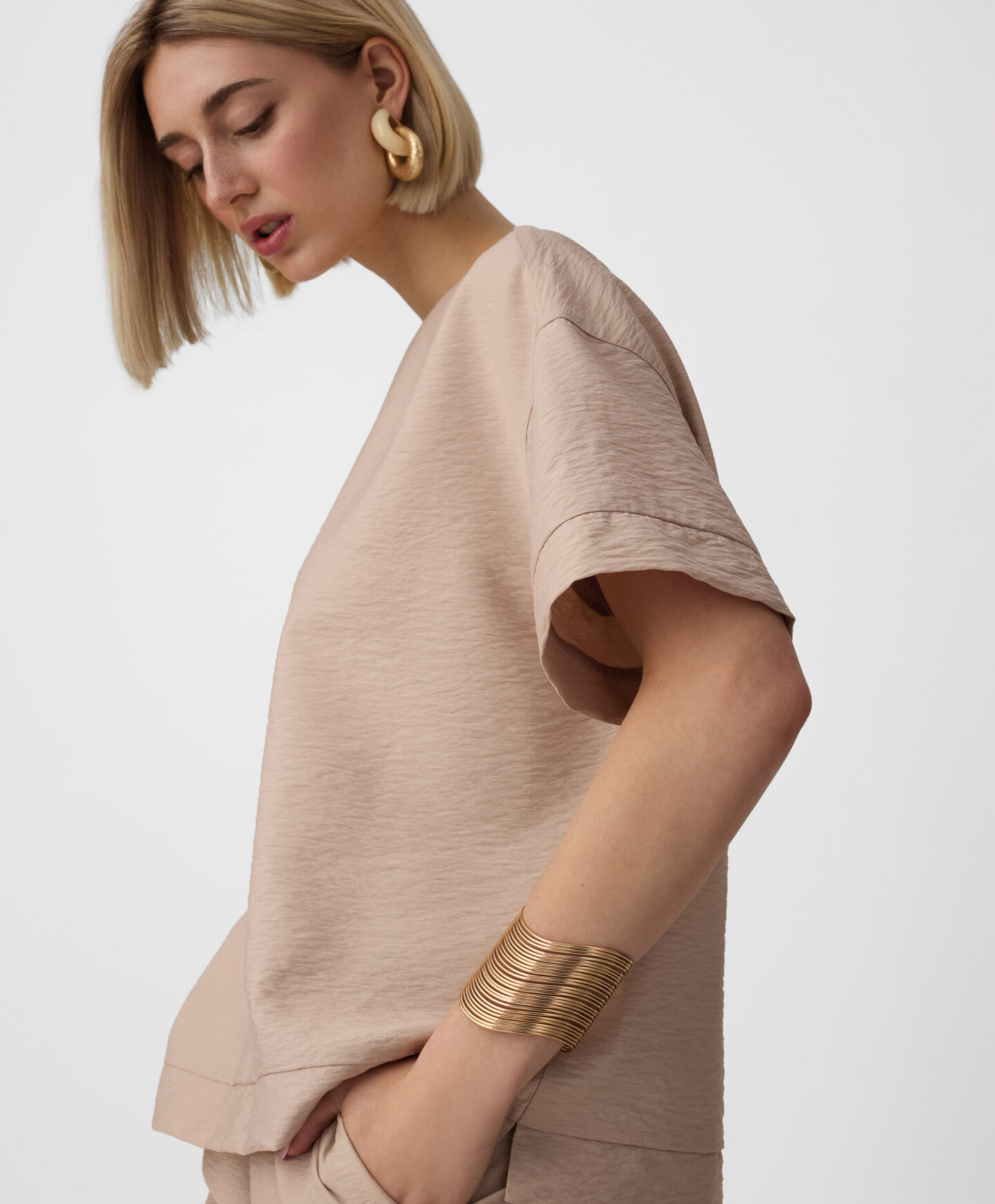 maglia oversize grigia da donna