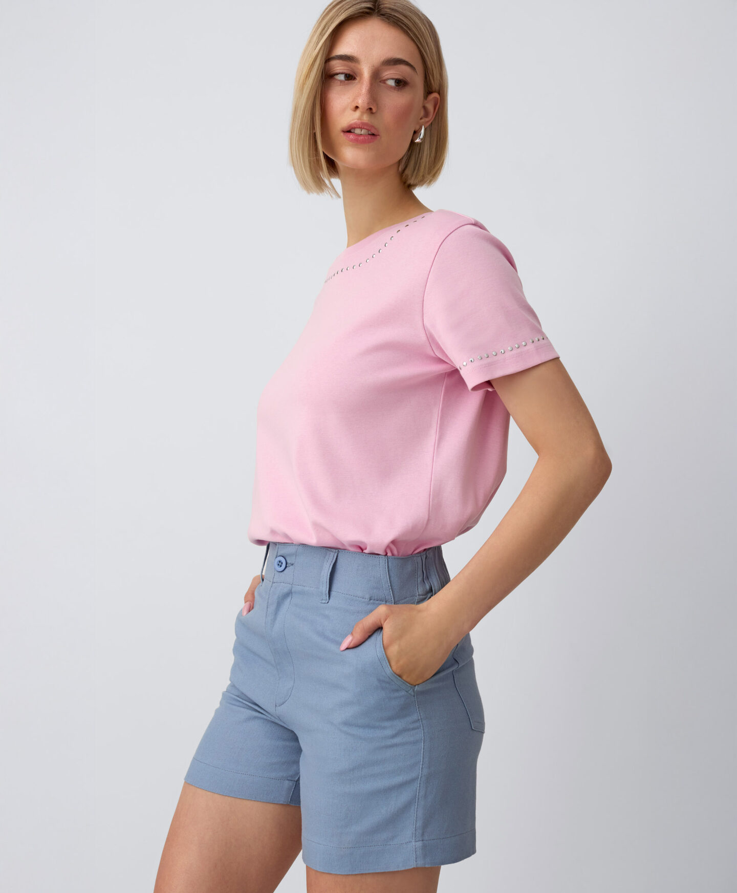 shorts azzurri eleganti da donna