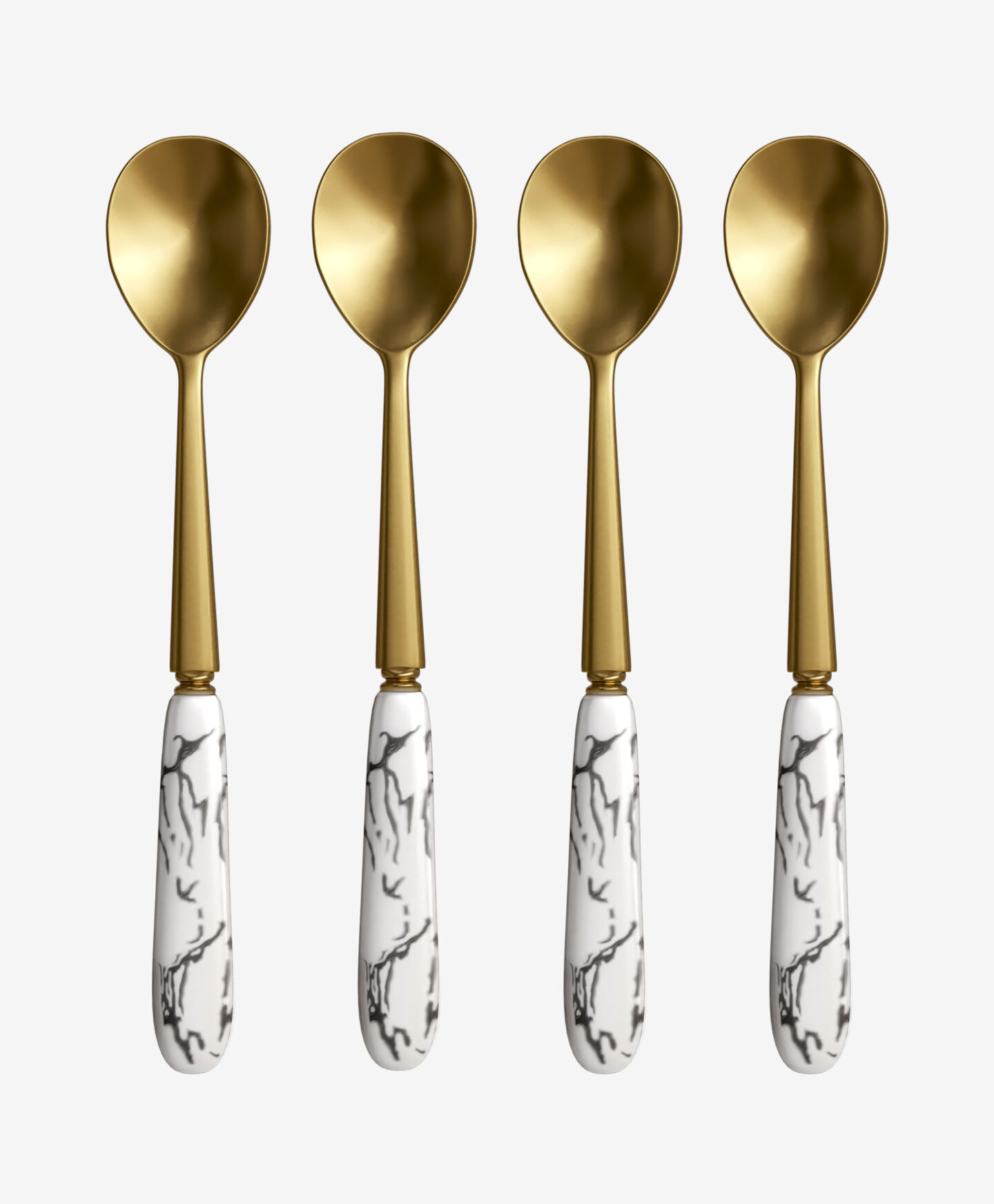 set di cucchiaini dorati