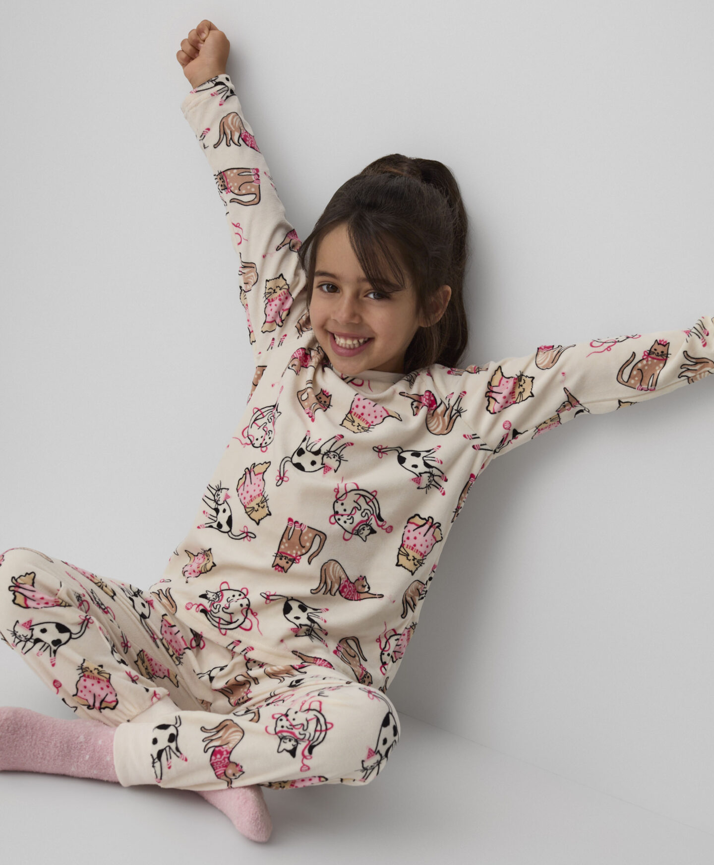 pigiama con gatti da bambina