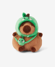 peluche capibara con mela