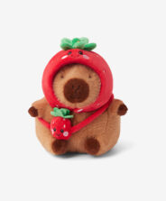 peluche capibara con fragola