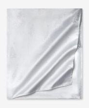 Obrus żakard w choinki srebrny