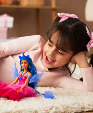 Lalka Barbie jednorożec