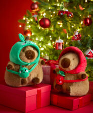 Maskotka Kapibara jabłko