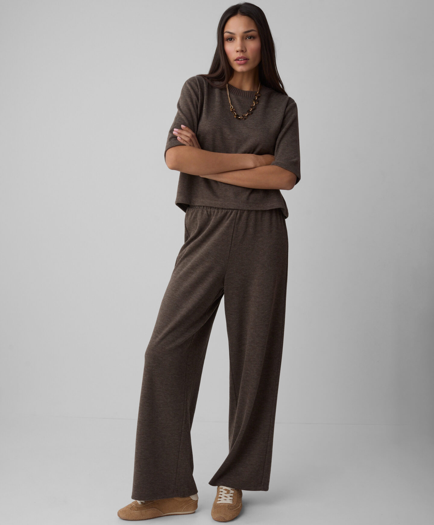 pantaloni marroni ampi da donna