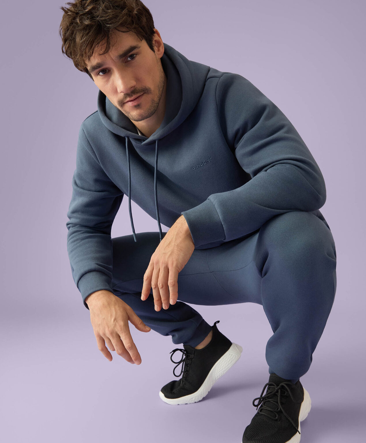 Spodnie sportowe męskie Bekkin granatowe